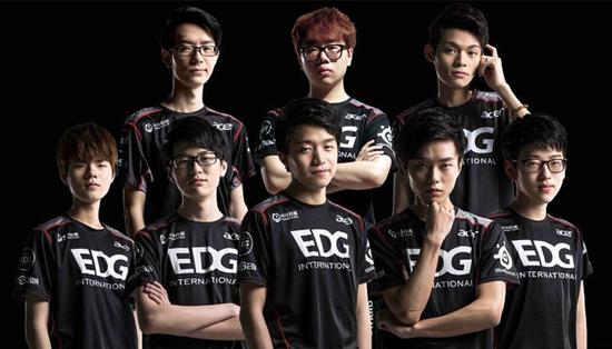 不仅为球迷 不仅为球迷