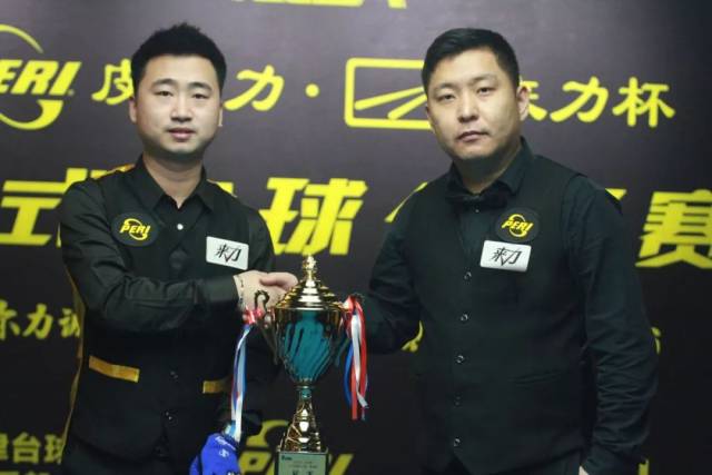 再次向世界 再次向世界